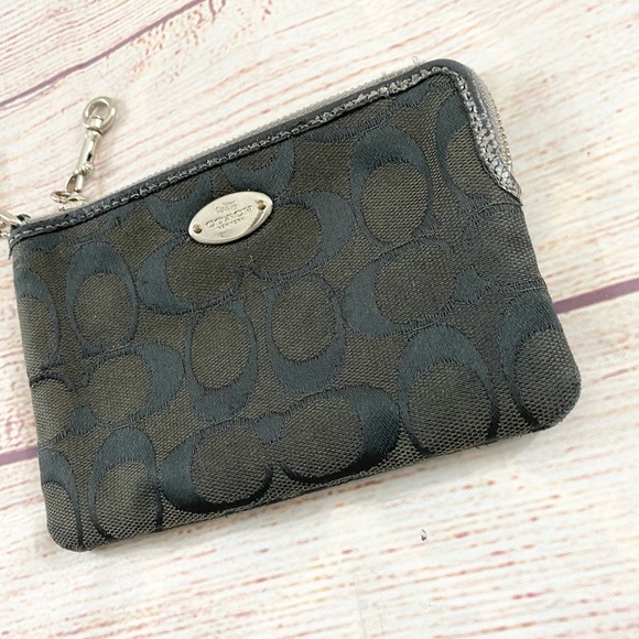Coach Wristlet - Picture 2 of 7